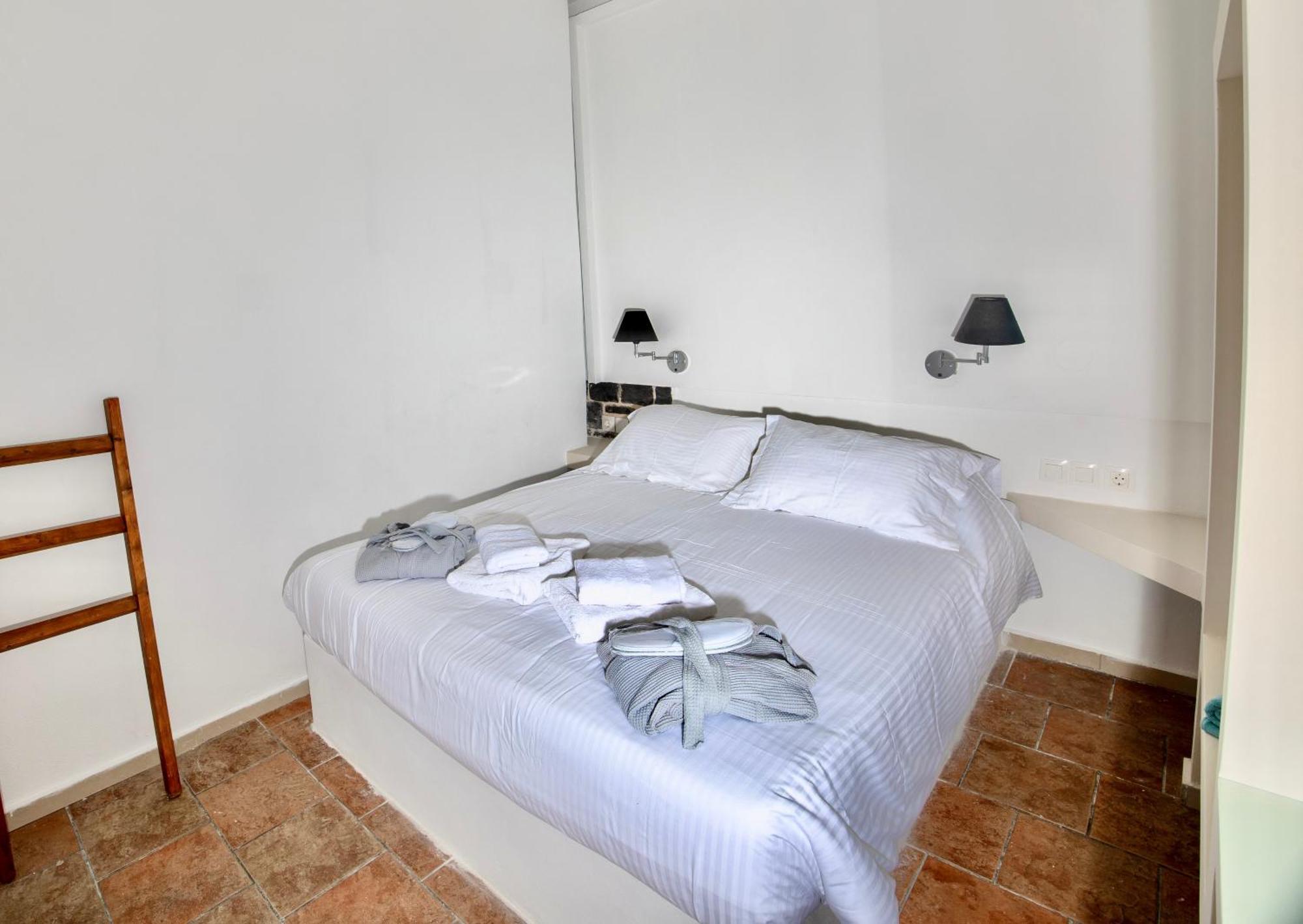 Dawn Suites Santorini Vourvoulos Room photo