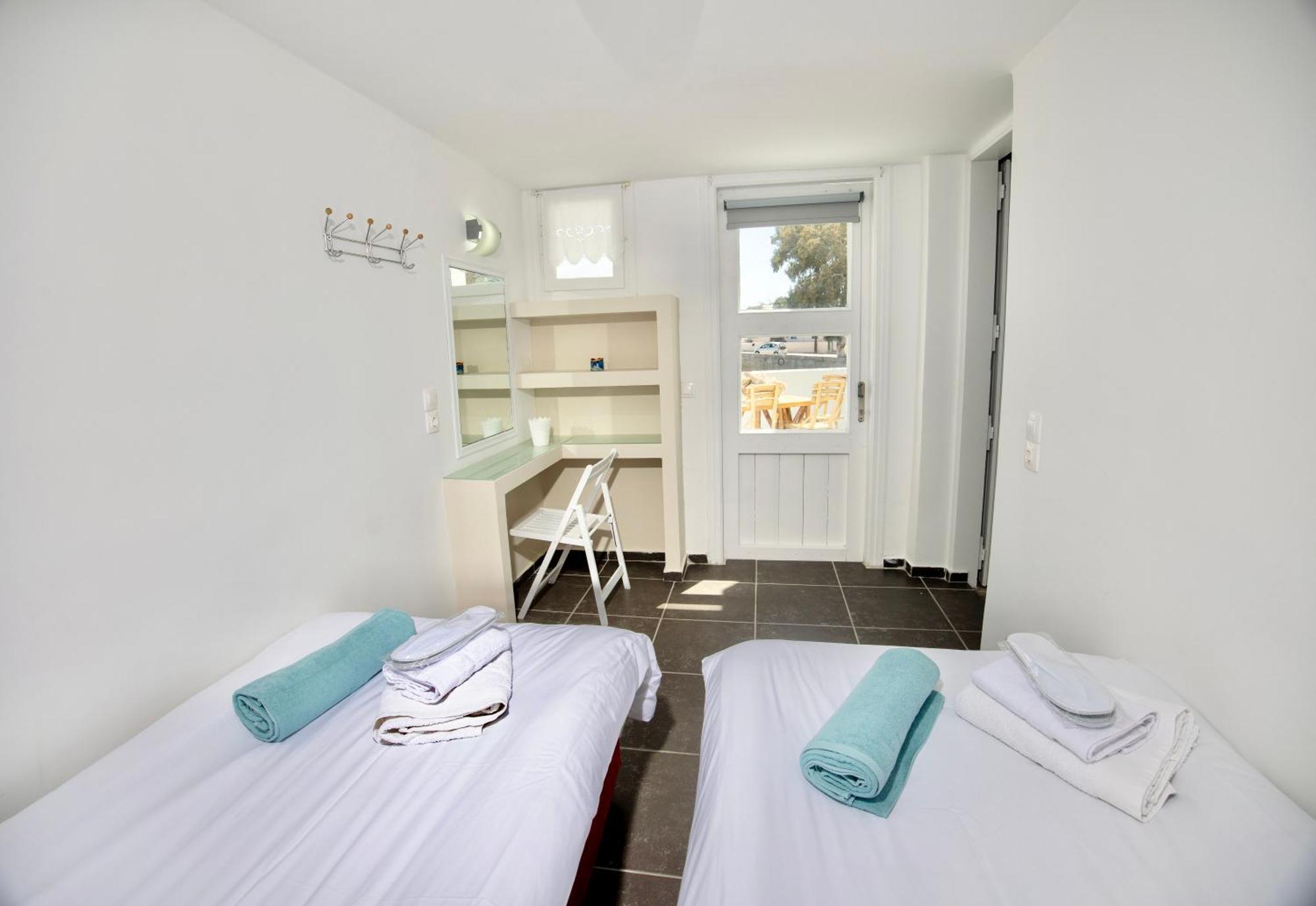 Dawn Suites Santorini Vourvoulos Room photo